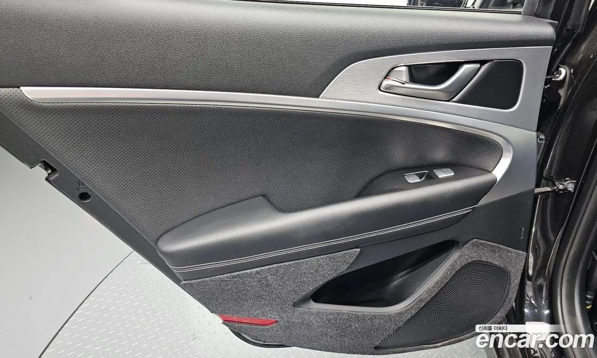 Genesis G70 2019 2.0 автомат (гидро), фото 14