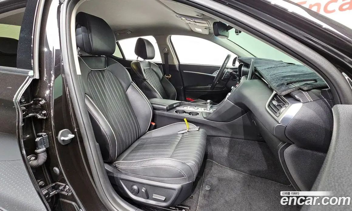 Genesis G70 2019 2.0 автомат (гидро), фото 15