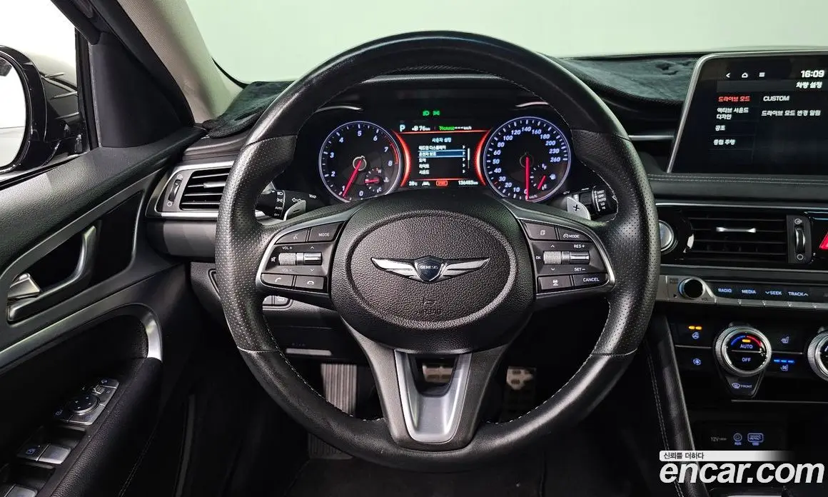 Genesis G70 2019 2.0 автомат (гидро), фото 17