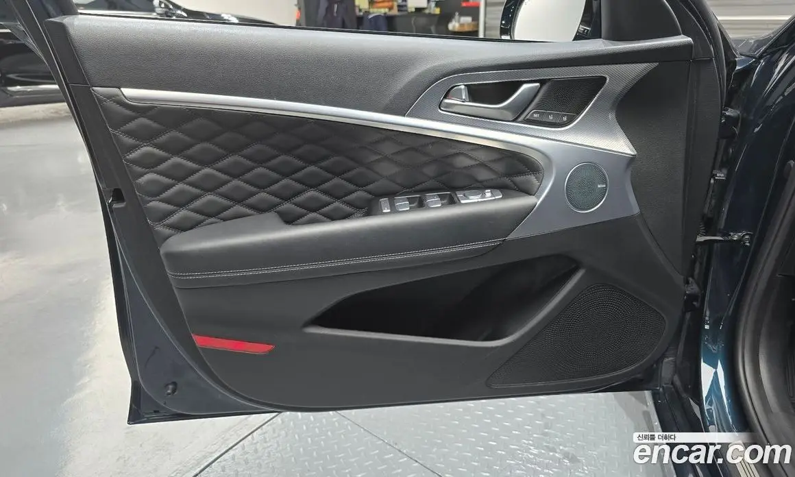 Genesis G70 2021 3.3 автомат (гидро), фото 14