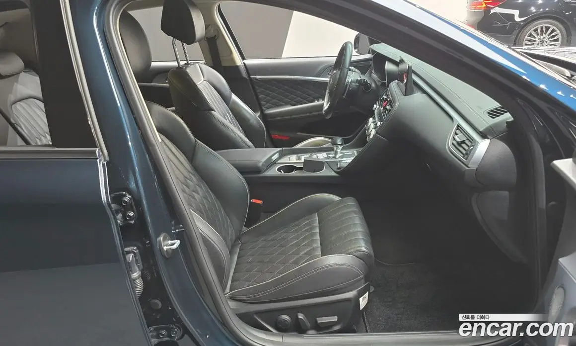 Genesis G70 2021 3.3 автомат (гидро), фото 17