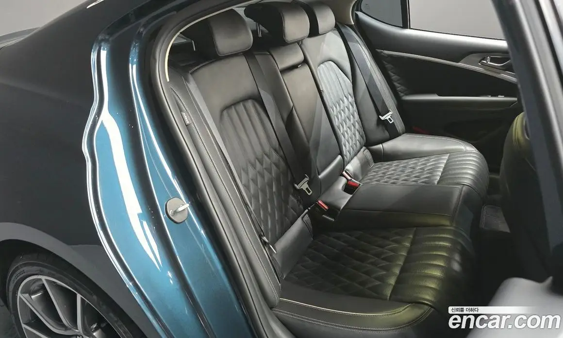 Genesis G70 2021 3.3 автомат (гидро), фото 18