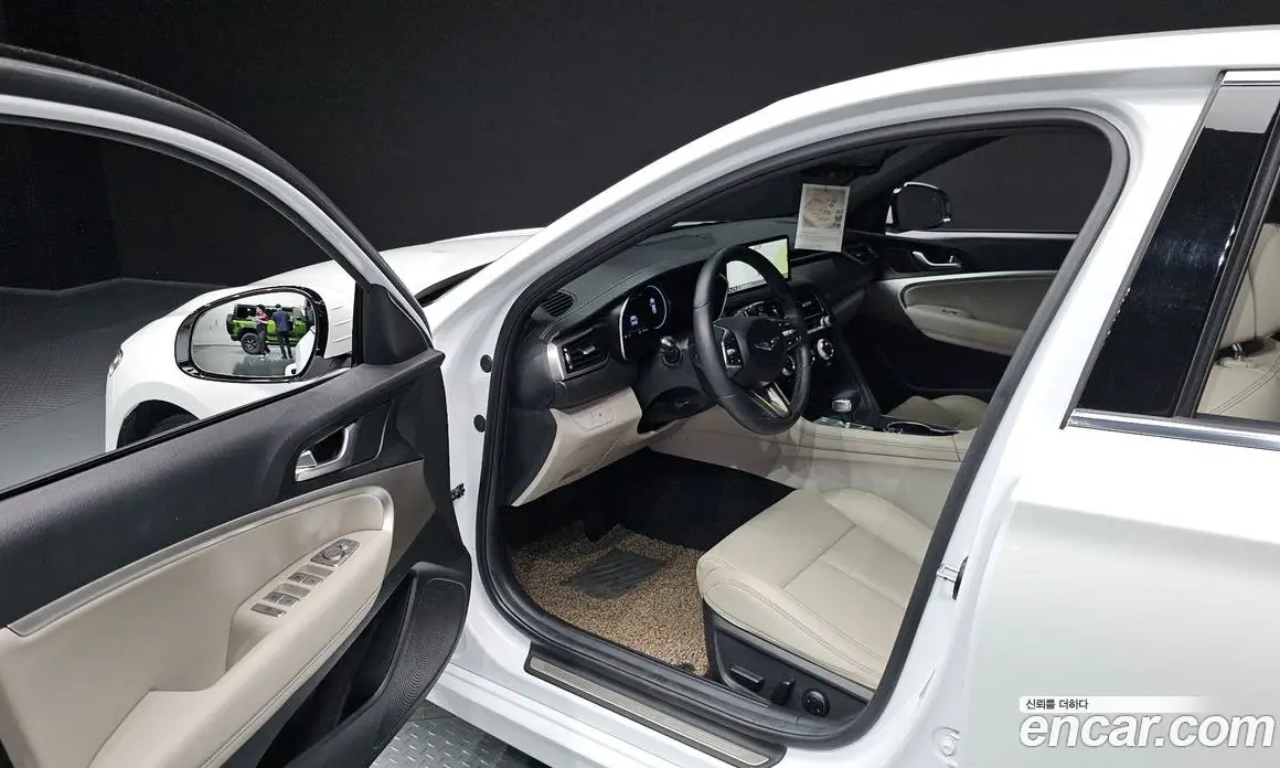 Genesis G70 2022 2.0 автомат (гидро), фото 13