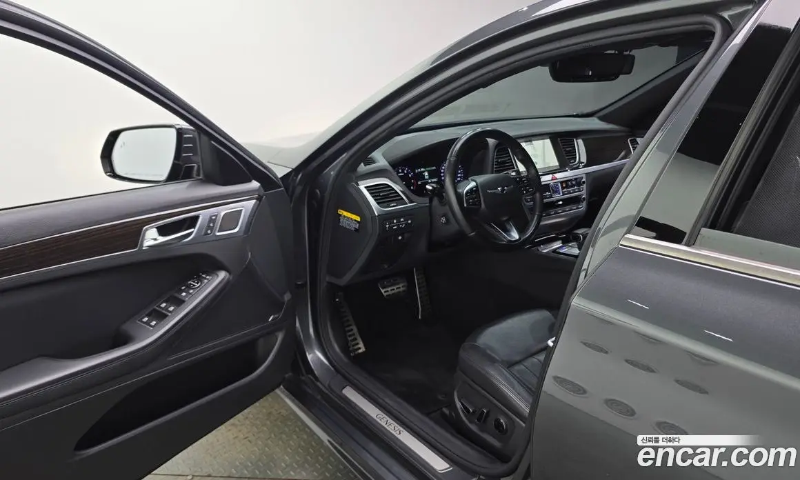 Genesis G80 2018 3.3 автомат (гидро), фото 13 Genesis G80 2018 3.3 автомат (гидро), фото 13
