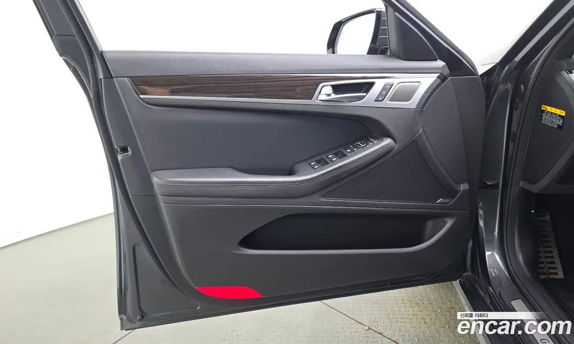 Genesis G80 2018 3.3 автомат (гидро), фото 14 Genesis G80 2018 3.3 автомат (гидро), фото 14