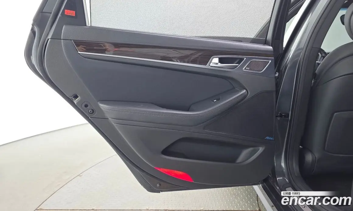 Genesis G80 2018 3.3 автомат (гидро), фото 15 Genesis G80 2018 3.3 автомат (гидро), фото 15