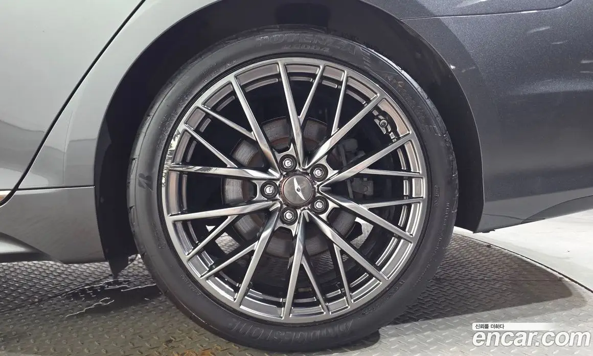 Genesis G80 2018 3.3 автомат (гидро), фото 7 Genesis G80 2018 3.3 автомат (гидро), фото 7