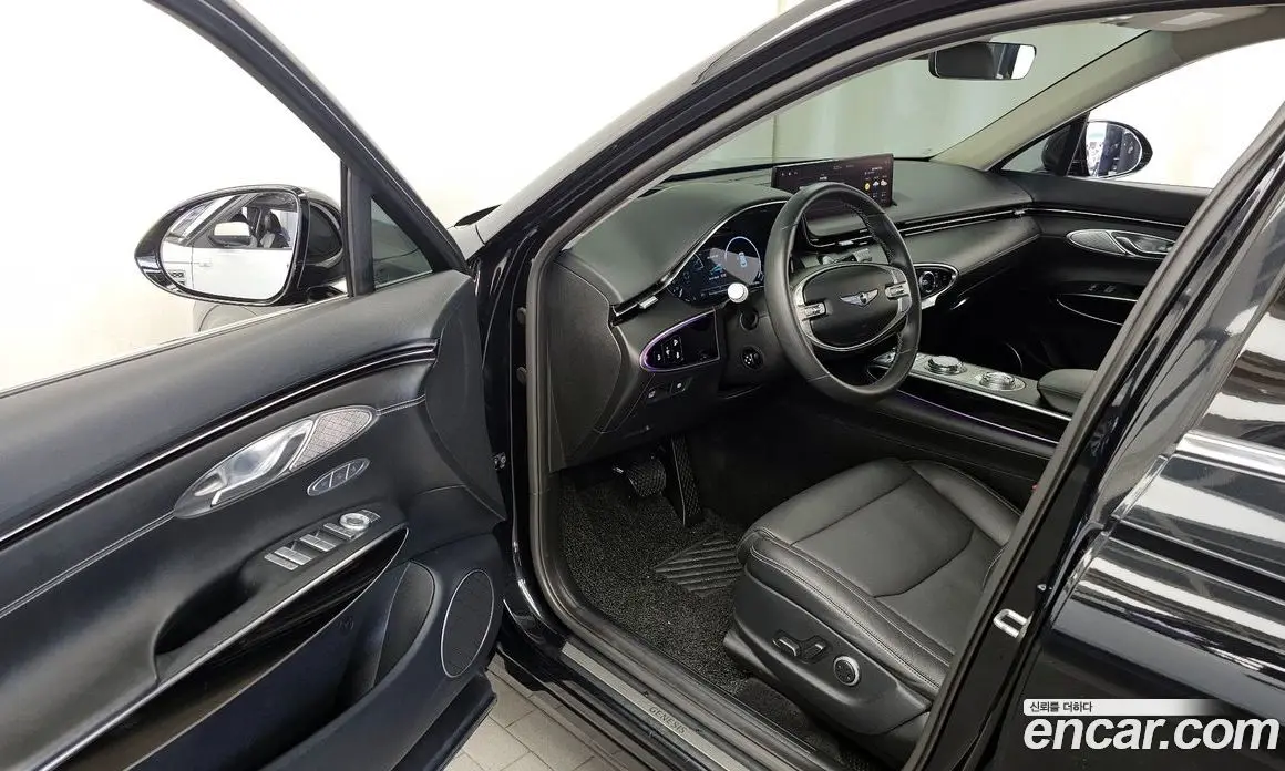 Genesis GV70 2021 2.2 автомат (гидро), фото 13 Genesis GV70 2021 2.2 автомат (гидро), фото 13