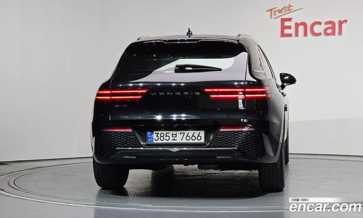 Genesis GV70 2021 2.2 автомат (гидро), фото 4 Genesis GV70 2021 2.2 автомат (гидро), фото 4