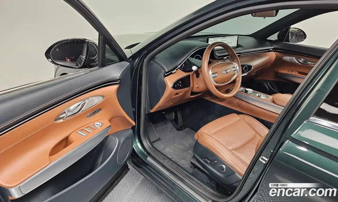 Genesis GV70 2022 2.5 автомат (гидро), фото 13 Genesis GV70 2022 2.5 автомат (гидро), фото 13