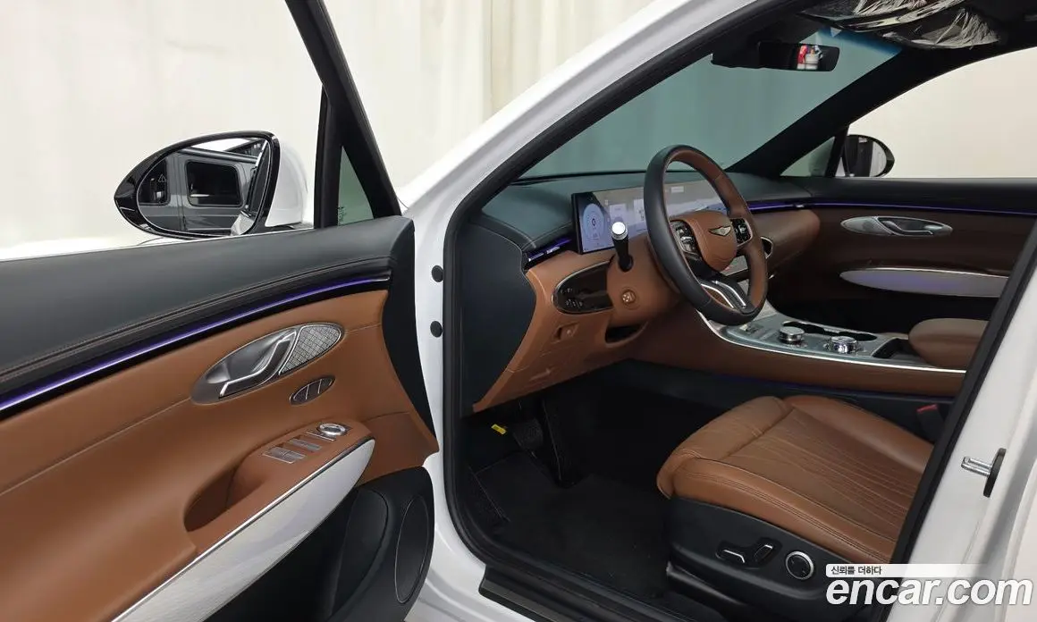 Genesis GV70 2024 2.5 автомат (гидро), фото 13 Genesis GV70 2024 2.5 автомат (гидро), фото 13