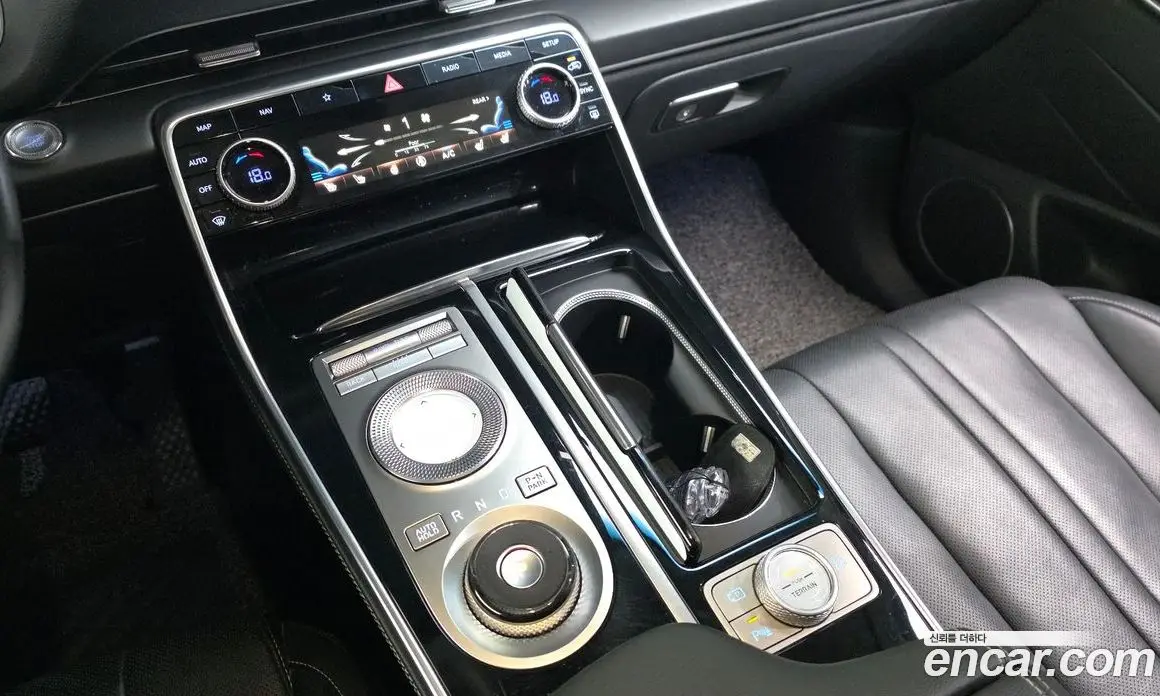Genesis GV80 2022 2.5 автомат (гидро), фото 12 Genesis GV80 2022 2.5 автомат (гидро), фото 12