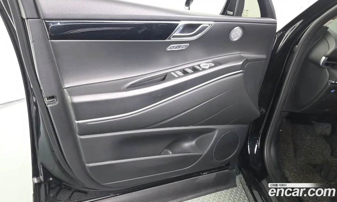Genesis GV80 2022 2.5 автомат (гидро), фото 14 Genesis GV80 2022 2.5 автомат (гидро), фото 14