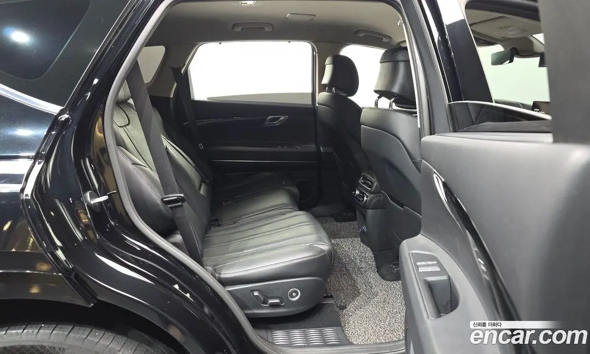 Genesis GV80 2022 2.5 автомат (гидро), фото 18 Genesis GV80 2022 2.5 автомат (гидро), фото 18