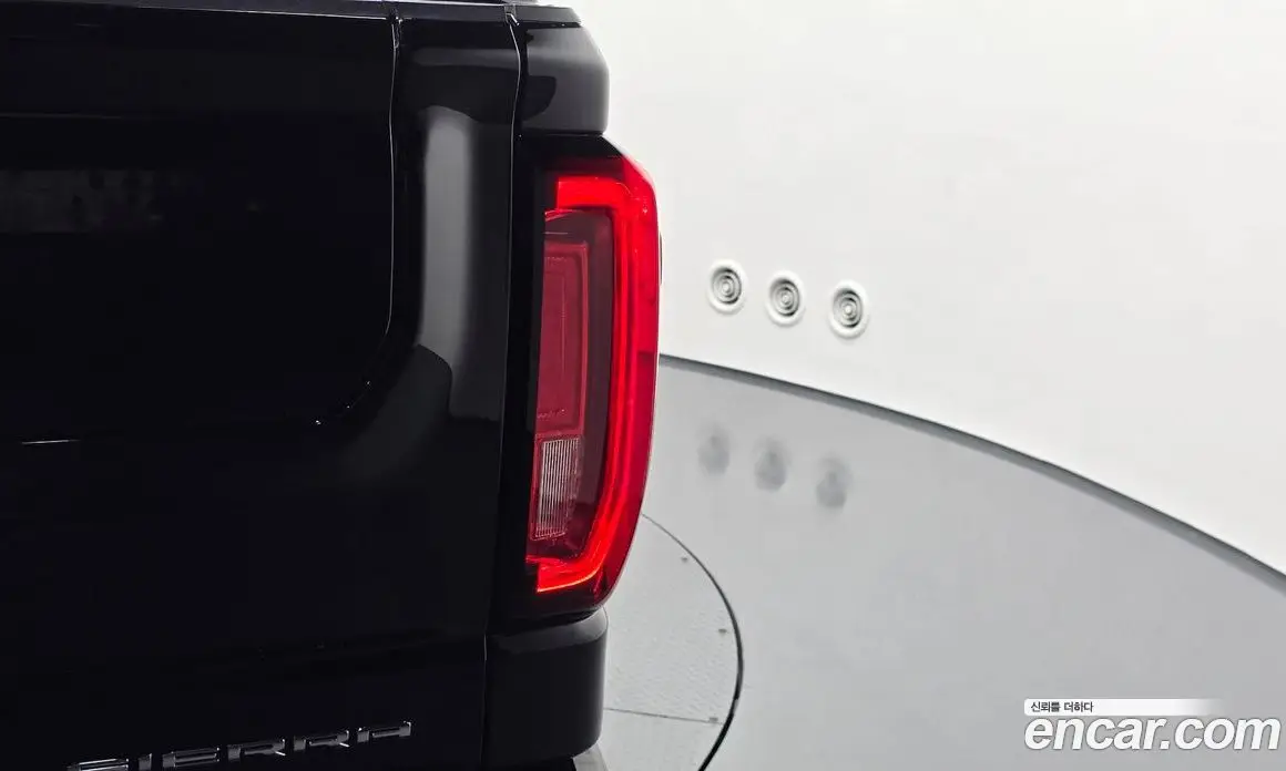 GMC Sierra 2023 6.2 автомат (гидро), фото 9