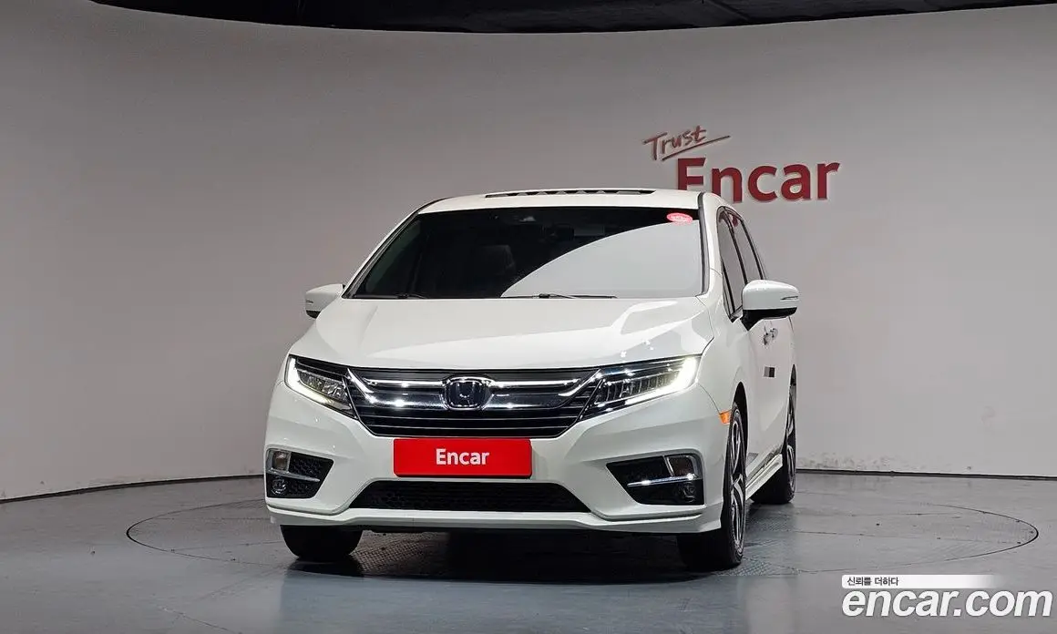Honda Odyssey 2018 3.5 автомат (гидро), фото 3