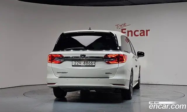 Honda Odyssey 2018 3.5 автомат (гидро), миниатюра 4