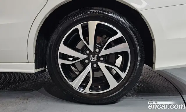 Honda Odyssey 2018 3.5 автомат (гидро), миниатюра 7