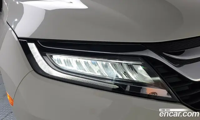 Honda Odyssey 2018 3.5 автомат (гидро), миниатюра 8