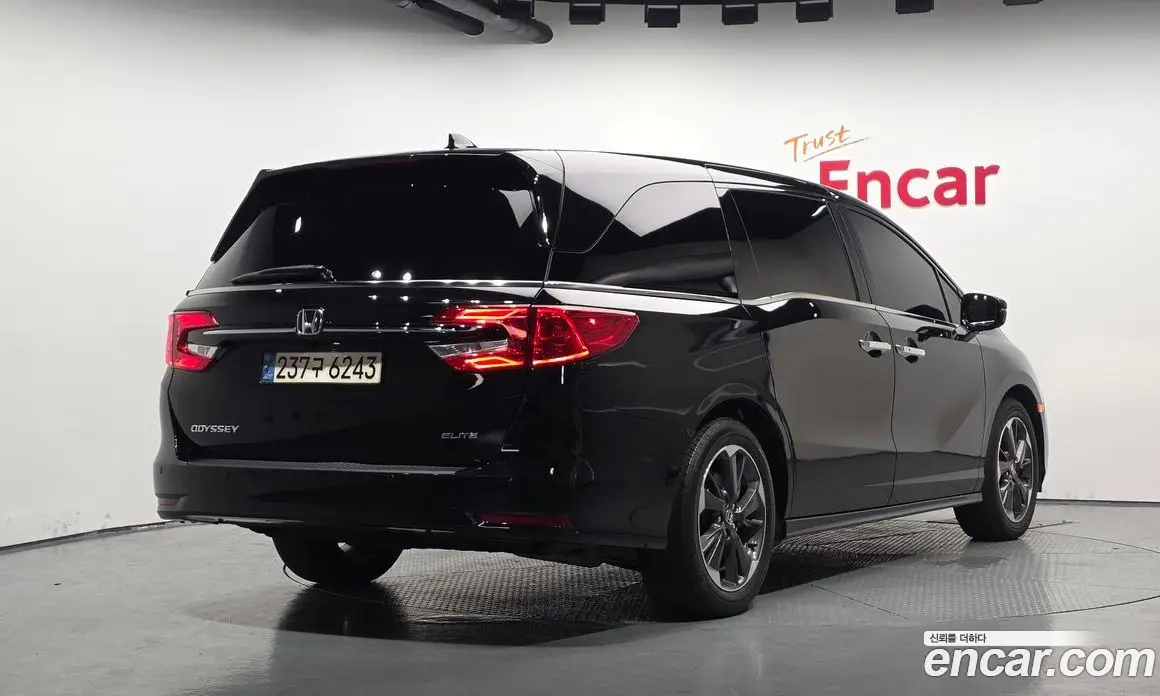 Honda Odyssey 2021 3.5 автомат (гидро), фото 1 Honda Odyssey 2021 3.5 автомат (гидро), фото 1