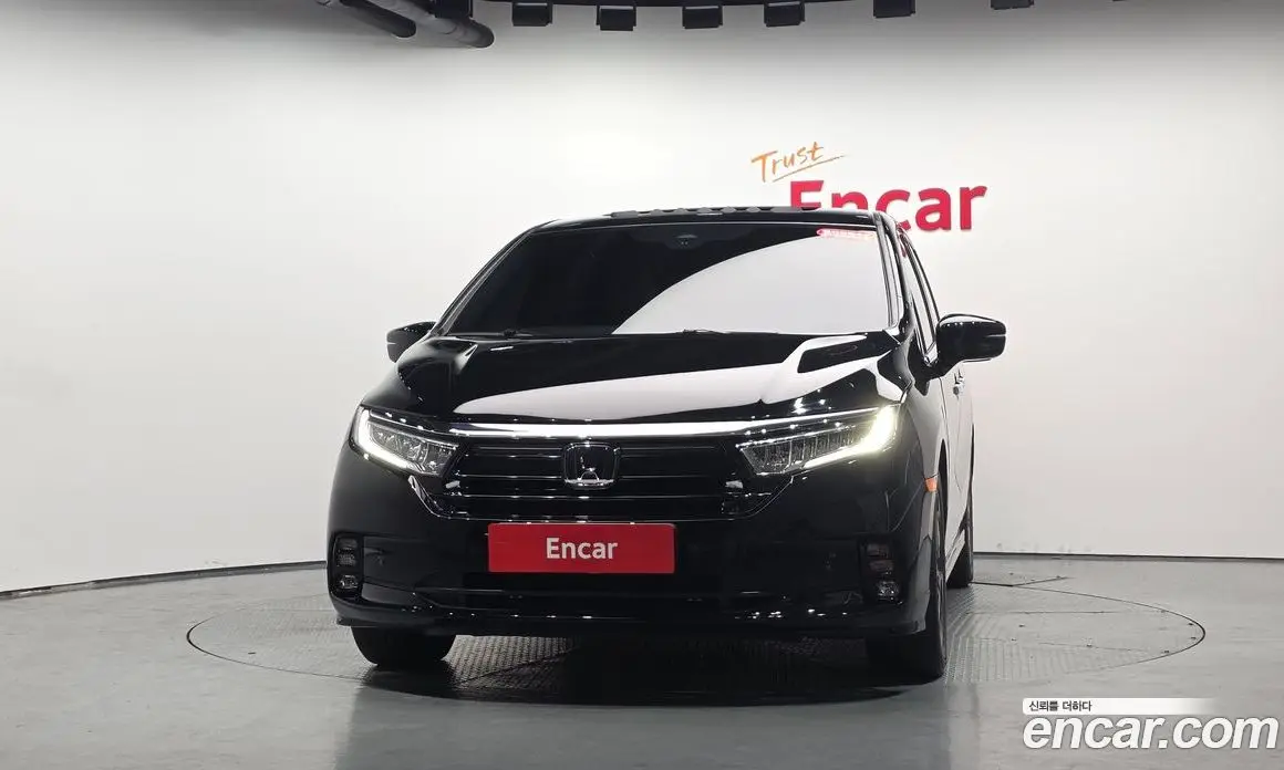 Honda Odyssey 2021 3.5 автомат (гидро), фото 2 Honda Odyssey 2021 3.5 автомат (гидро), фото 2