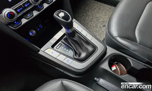 Hyundai Avante 2019 1.6 автомат (гидро), миниатюра 12