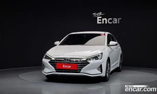 Hyundai Avante 2019 1.6 автомат (гидро), миниатюра 3