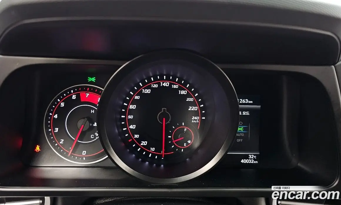 Hyundai Avante 2021 1.6 автомат (гидро), фото 11