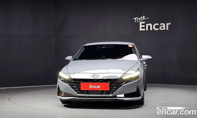 Hyundai Avante 2021 1.6 автомат (гидро), миниатюра 3