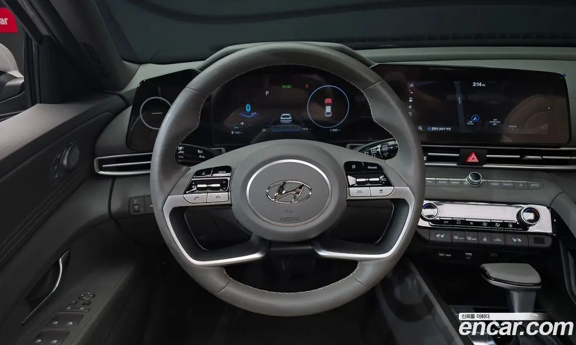 Hyundai Avante 2022 1.6 автомат (гидро), фото 19
