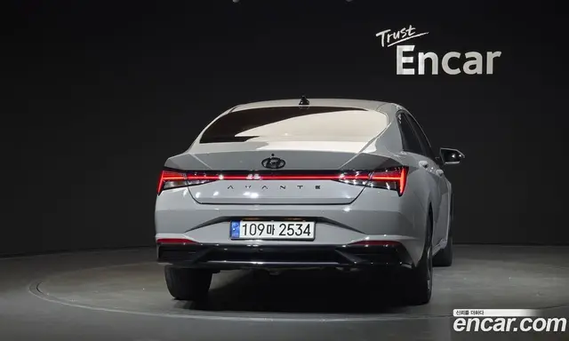 Hyundai Avante 2022 1.6 автомат (гидро), миниатюра 4