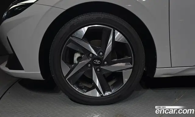 Hyundai Avante 2022 1.6 автомат (гидро), миниатюра 5