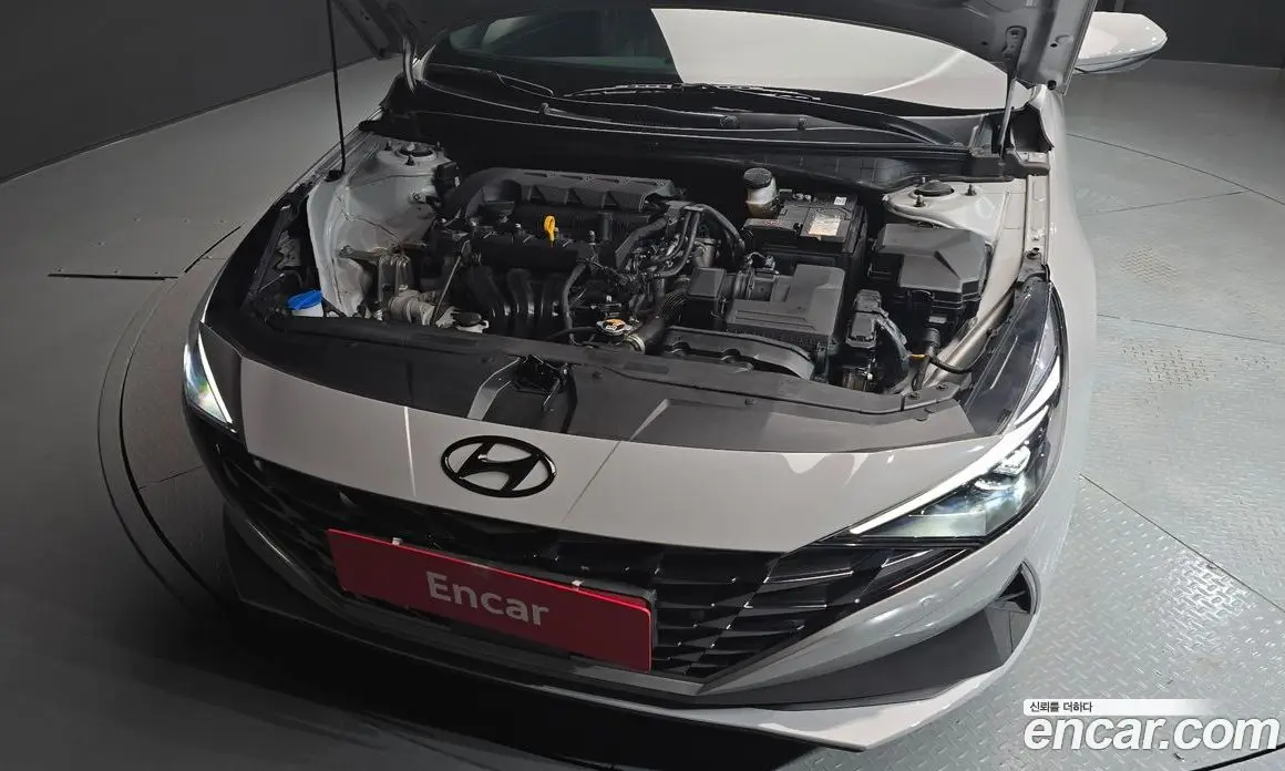 Hyundai Avante 2022 1.6 автомат (гидро), фото 6