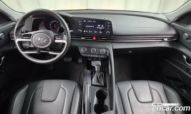 Hyundai Avante 2022 1.6 автомат (гидро), миниатюра 10 Hyundai Avante 2022 1.6 автомат (гидро), миниатюра 10
