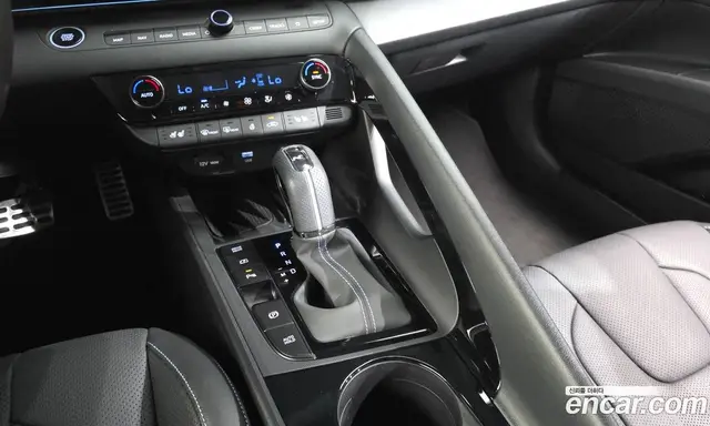 Hyundai Avante 2025 2.0 автомат (гидро), миниатюра 12