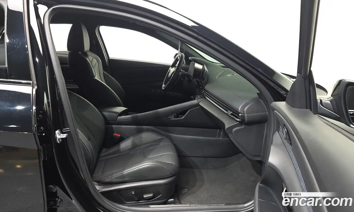 Hyundai Avante 2025 2.0 автомат (гидро), фото 17 Hyundai Avante 2025 2.0 автомат (гидро), фото 17