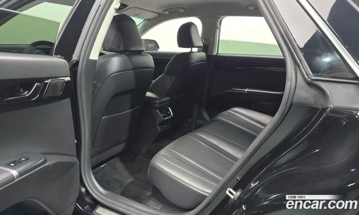 Hyundai Grandeur 2023 1.6 автомат (гидро), фото 11
