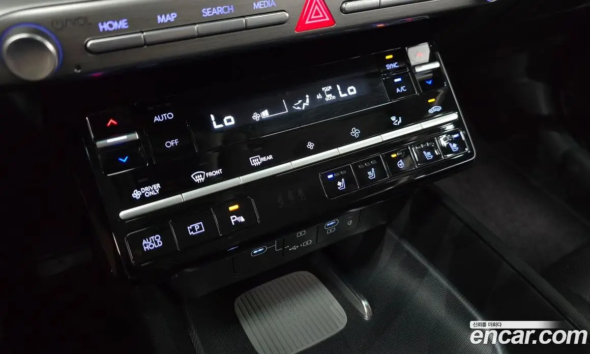 Hyundai Grandeur 2023 1.6 автомат (гидро), фото 17