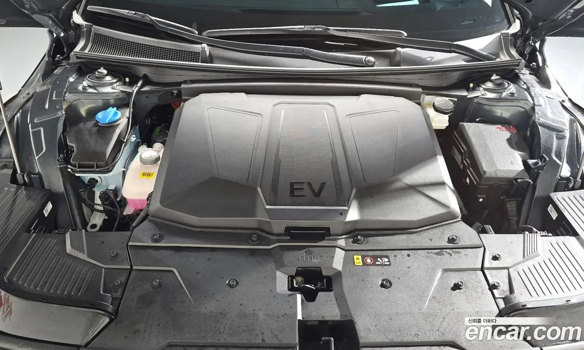 Hyundai Ioniq 5 2025 0.1 автомат (гидро), фото 6 Hyundai Ioniq 5 2025 0.1 автомат (гидро), фото 6