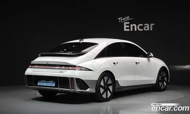 Hyundai Ioniq 6 2023 0.1 автомат (гидро), миниатюра 2