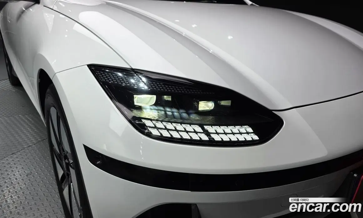 Hyundai Ioniq 6 2023 0.1 автомат (гидро), фото 8