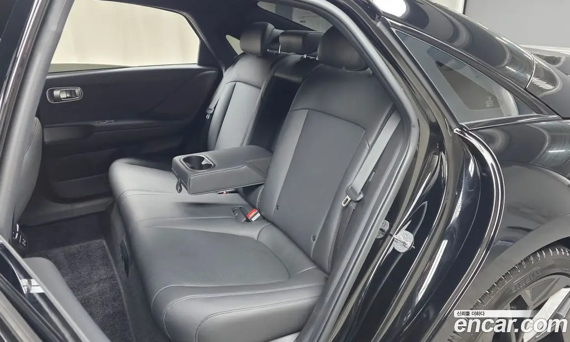 Hyundai Ioniq 6 2024 0.1 автомат (гидро), фото 18 Hyundai Ioniq 6 2024 0.1 автомат (гидро), фото 18