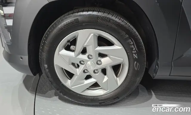 Hyundai Kona 2023 1.6 автомат (гидро), миниатюра 5 Hyundai Kona 2023 1.6 автомат (гидро), миниатюра 5