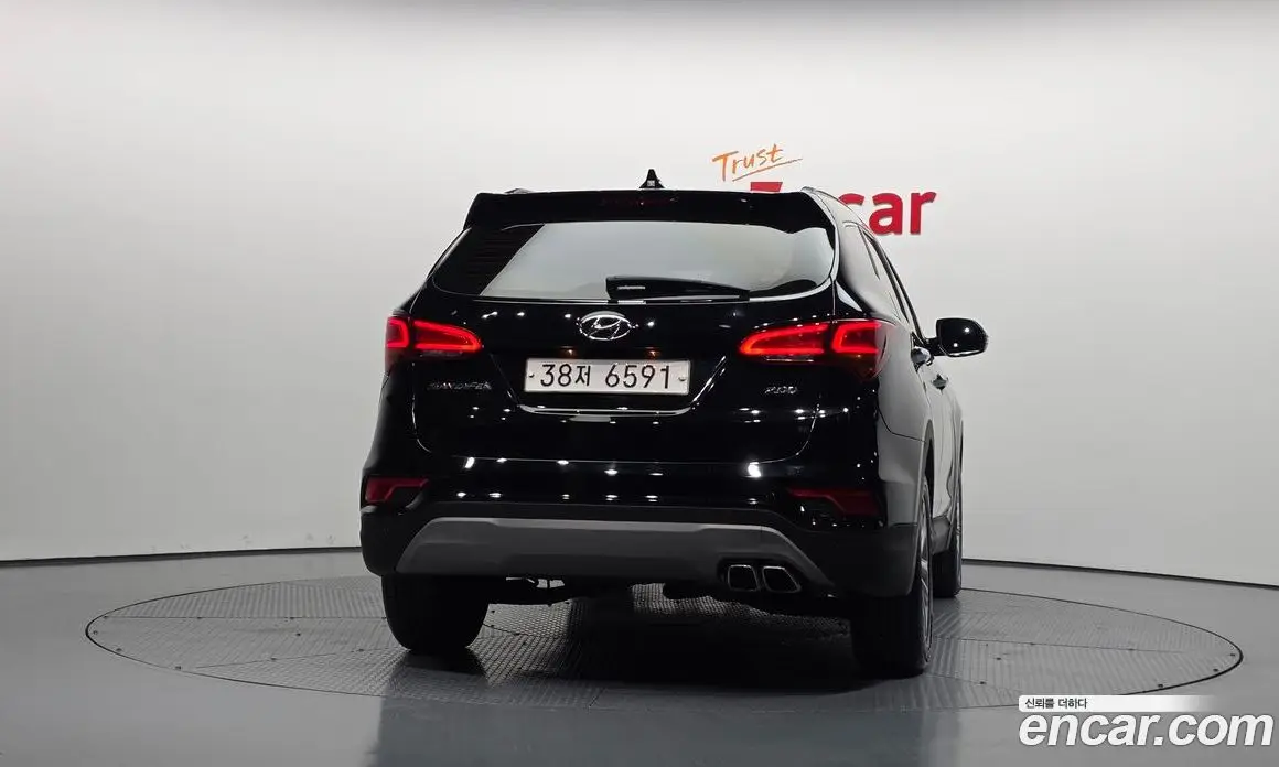 Hyundai Santa Fe 2018 2.0 автомат (гидро), фото 4