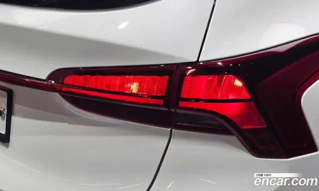 Hyundai Santa Fe 2020 2.2 автомат (гидро), миниатюра 9 Hyundai Santa Fe 2020 2.2 автомат (гидро), миниатюра 9