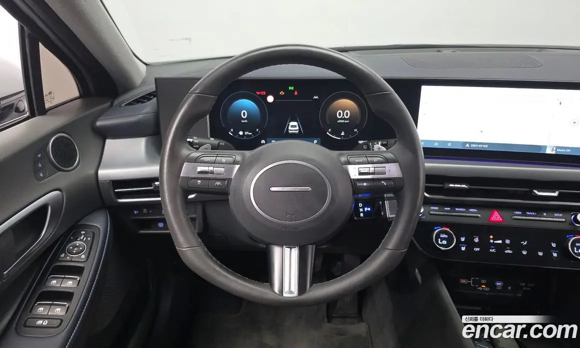 Hyundai Sonata 2025 2.0 автомат (гидро), фото 19