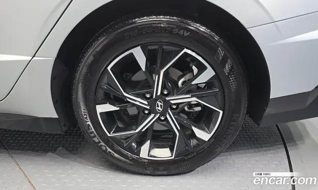 Hyundai Sonata 2025 2.0 автомат (гидро), миниатюра 5