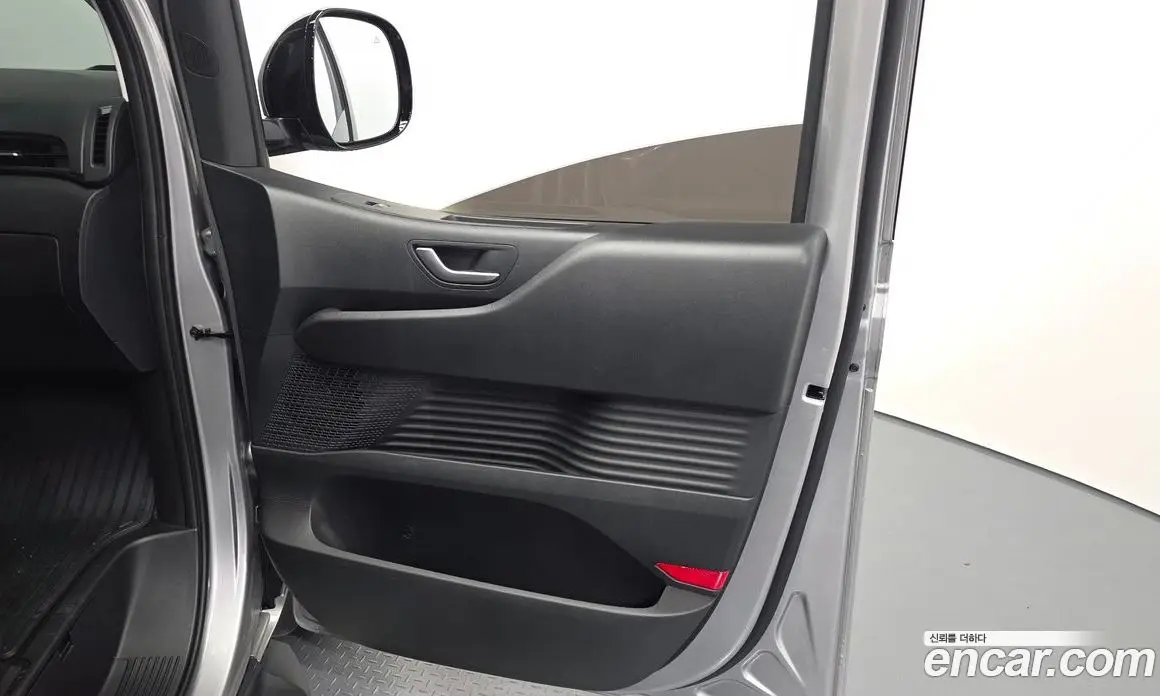 Hyundai Staria 2025 2.2 автомат (гидро), фото 14 Hyundai Staria 2025 2.2 автомат (гидро), фото 14