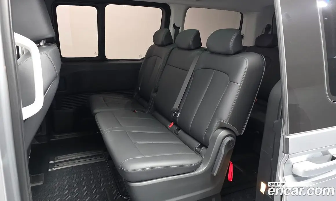 Hyundai Staria 2025 2.2 автомат (гидро), фото 16 Hyundai Staria 2025 2.2 автомат (гидро), фото 16