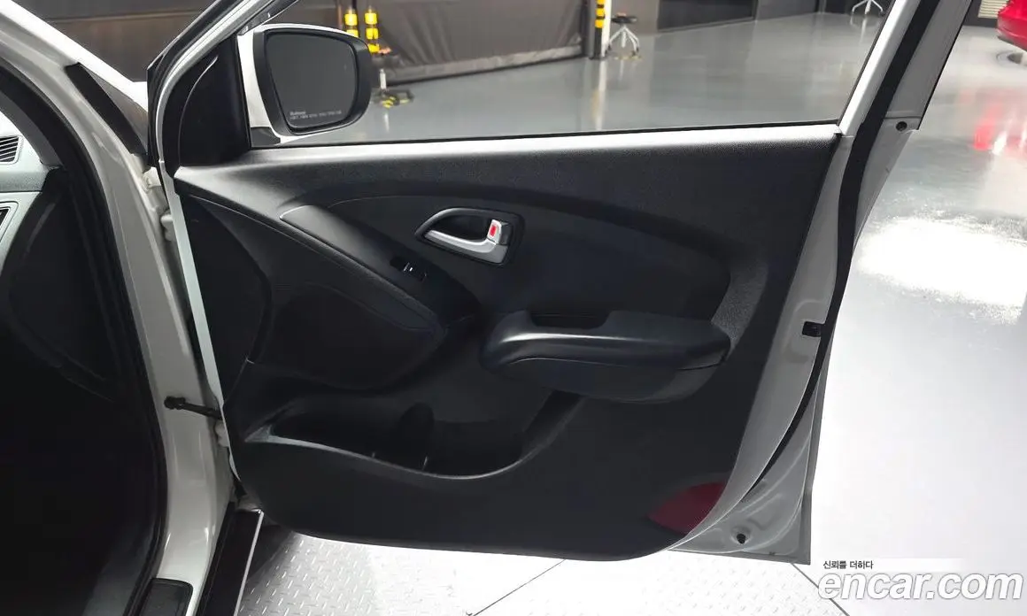 Hyundai Tucson 2014 2.0 автомат (гидро), фото 14